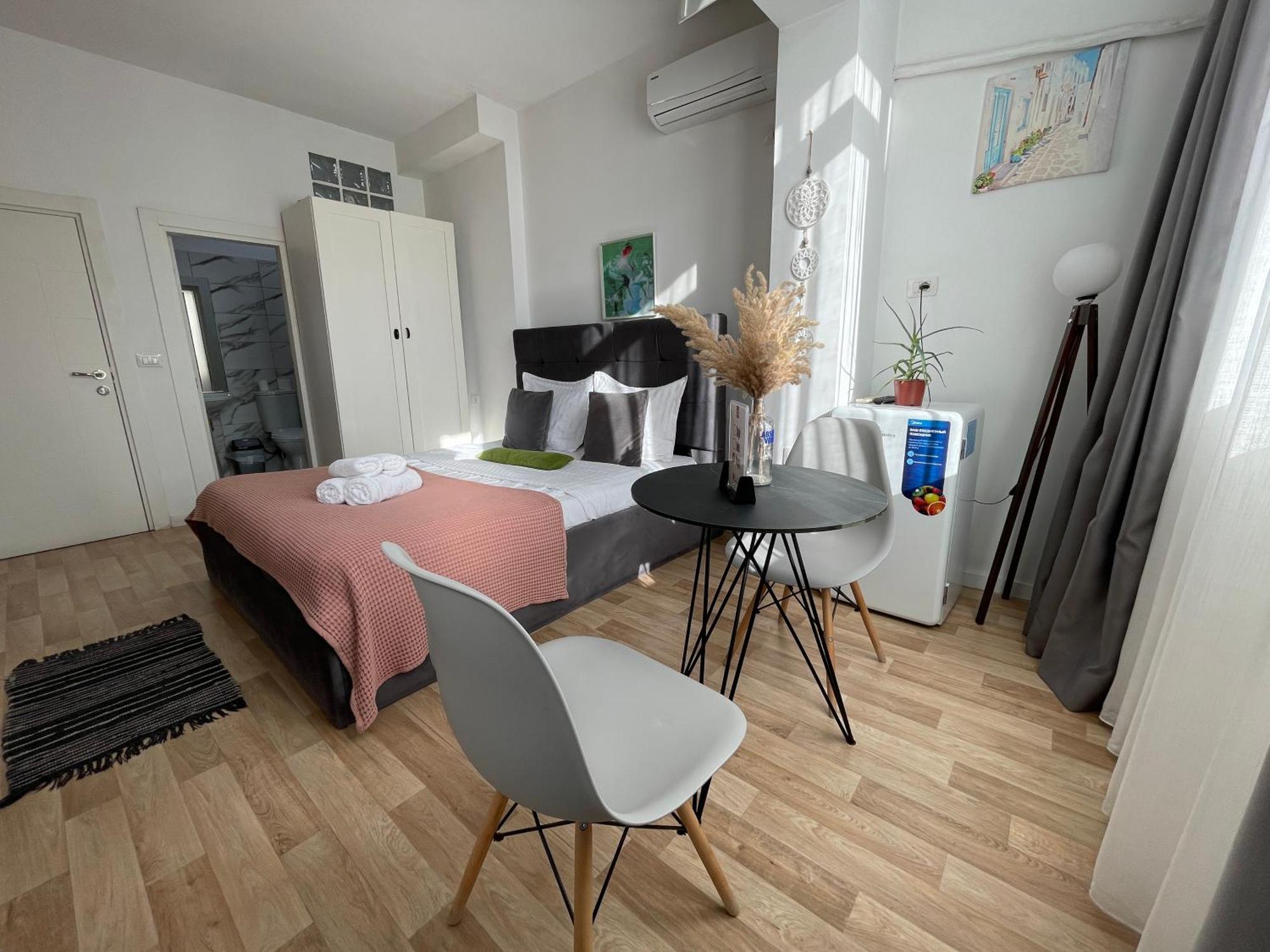 Bricks Apartment
